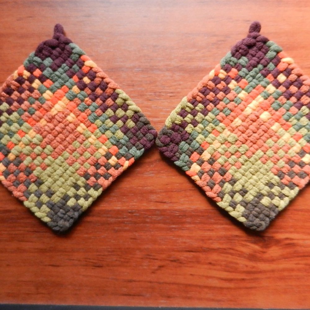 Set of 2 Handmade Artisan Woven Loomed Cotton Potholders Hot Pads Trivets